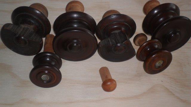 Courtois turned wooden knobs